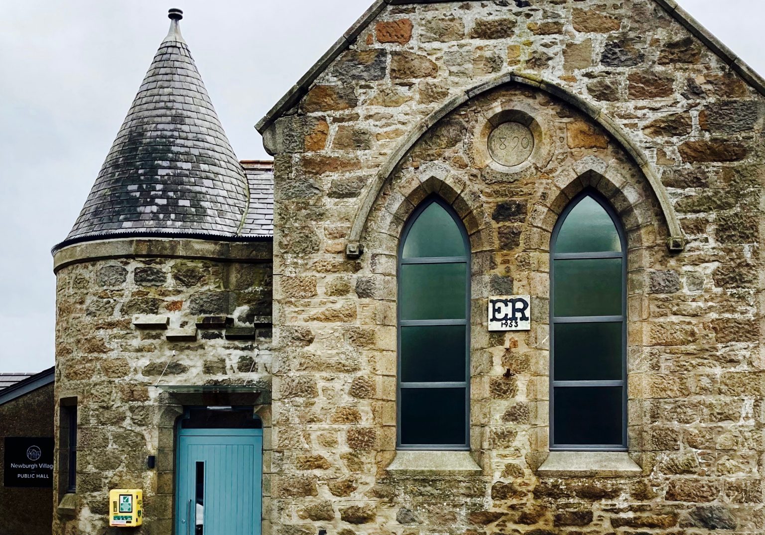 to Newburgh Village Public Hall to Newburgh Village